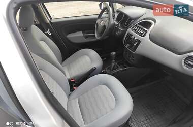 Седан Fiat Linea 2013 в 