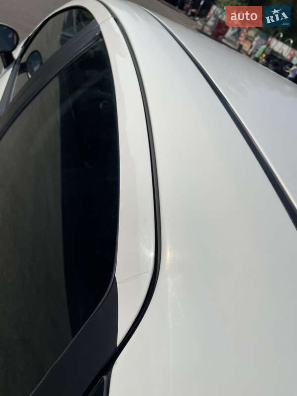 Седан Fiat Linea 2013 в Киеве