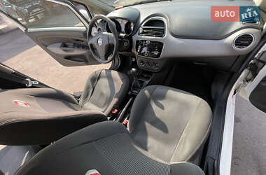 Седан Fiat Linea 2013 в 