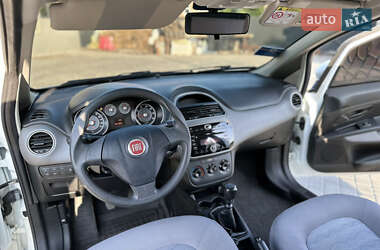 Седан Fiat Linea 2015 в 