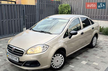 Седан Fiat Linea 2013 в Львові