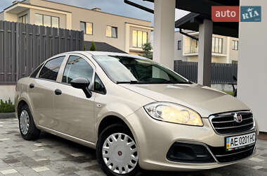 Седан Fiat Linea 2013 в 