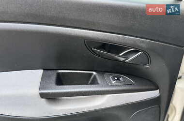 Седан Fiat Linea 2013 в 