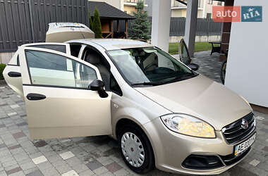 Седан Fiat Linea 2013 в 