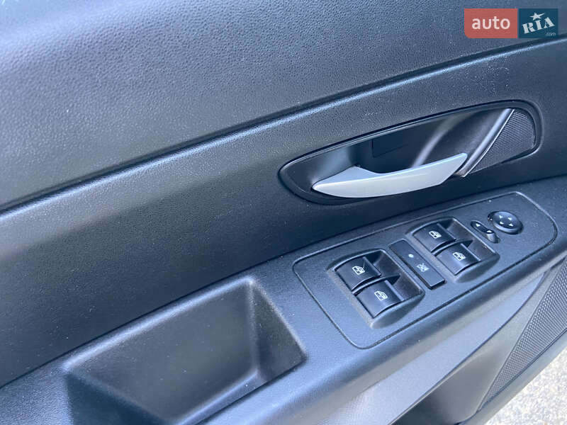 Седан Fiat Linea 2012 в Миколаєві