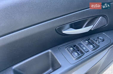 Седан Fiat Linea 2012 в 