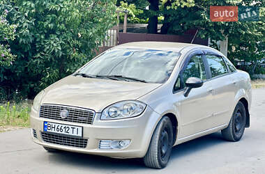 Седан Fiat Linea 2012 в 