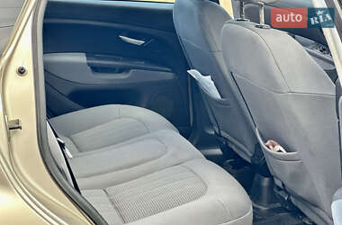 Седан Fiat Linea 2012 в 
