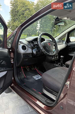 Седан Fiat Linea 2013 в 