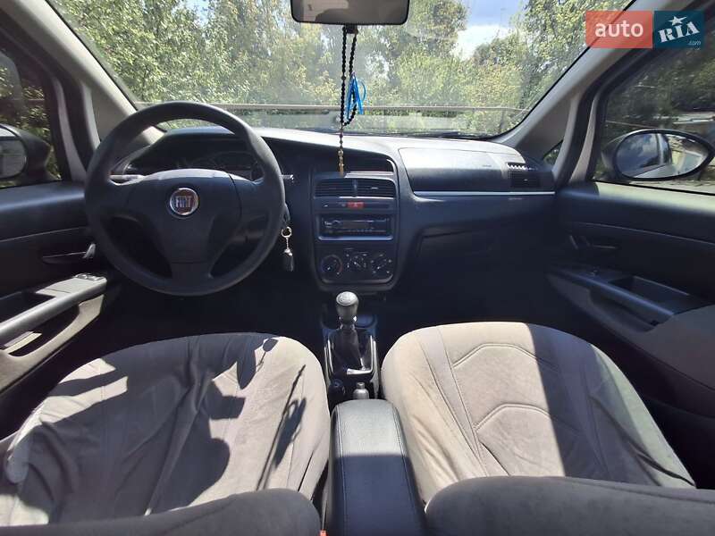 Седан Fiat Linea 2012 в Харкові