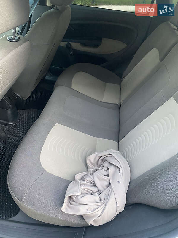 Седан Fiat Linea 2007 в Киеве