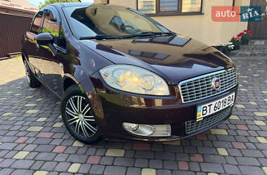 Седан Fiat Linea 2012 в 