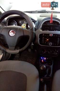 Седан Fiat Linea 2013 в 