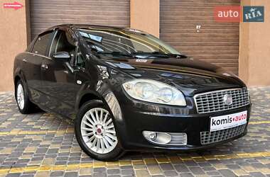 Седан Fiat Linea 2009 в 