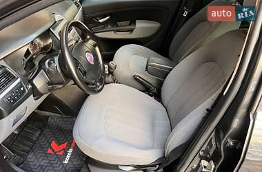 Седан Fiat Linea 2009 в 