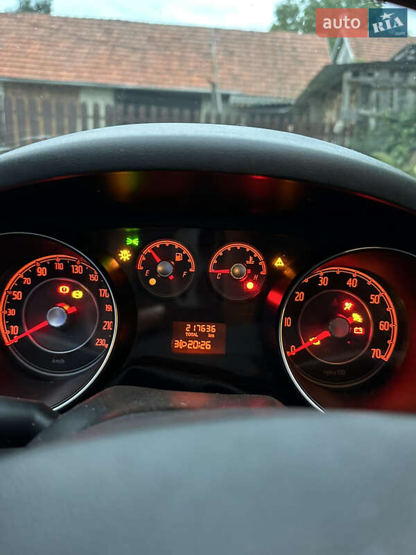 Седан Fiat Linea 2013 в Львове фото 2 Седан Fiat Linea 2013 в Львове