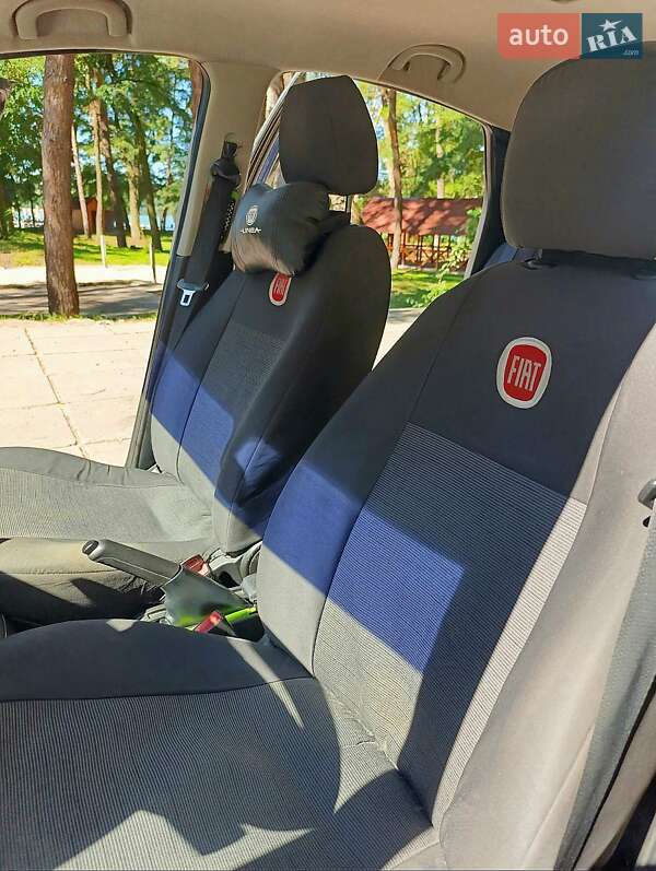 Седан Fiat Linea 2009 в Светловодске фото 15 Седан Fiat Linea 2009 в Светловодске