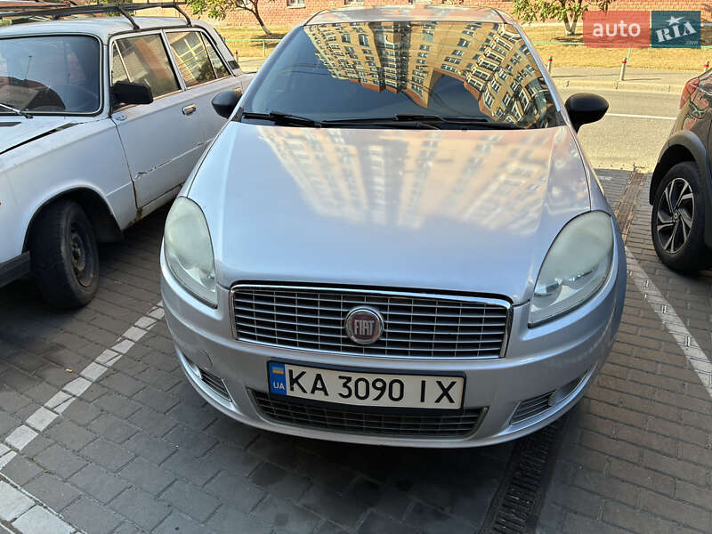 Fiat Linea 2011