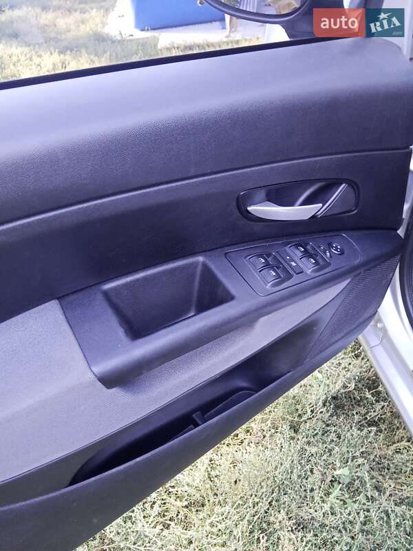 Седан Fiat Linea 2012 в Днепре