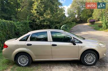 Седан Fiat Linea 2012 в 