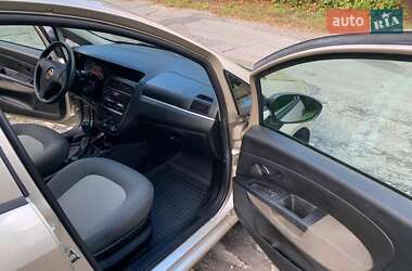 Седан Fiat Linea 2012 в 