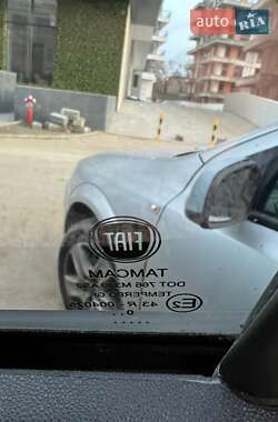 Седан Fiat Linea 2010 в 