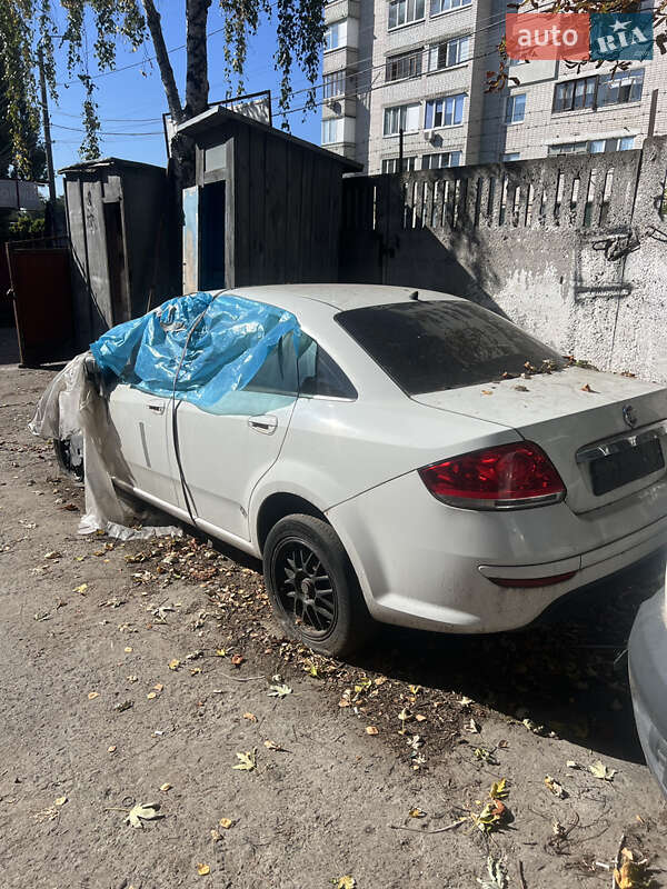 Седан Fiat Linea 2013 в Чернигове