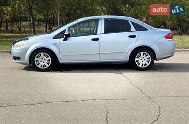 Седан Fiat Linea 2007 в 