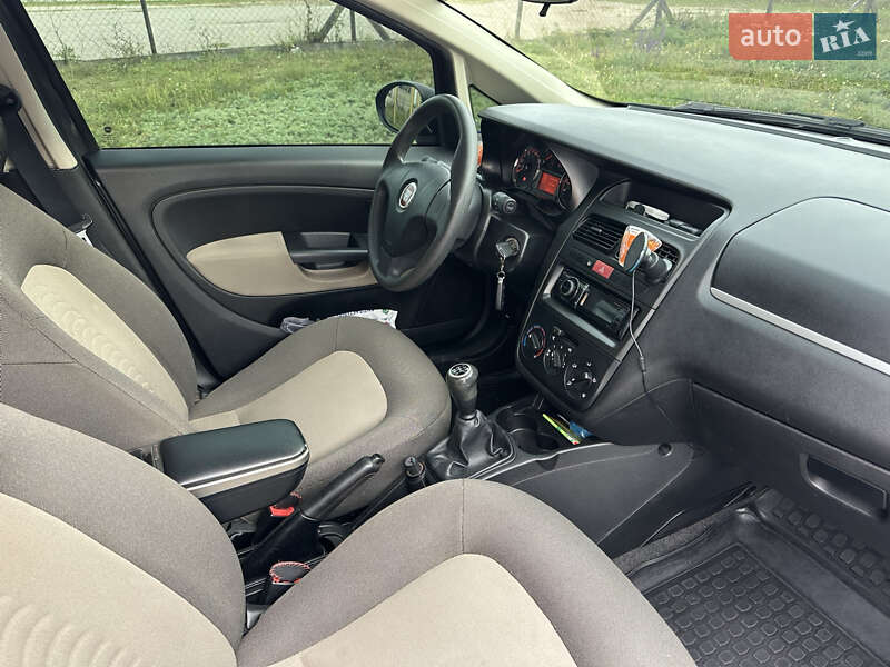 Седан Fiat Linea 2010 в Кременчуге