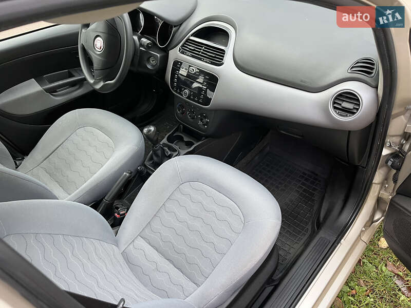 Седан Fiat Linea 2013 в Прилуках фото 11 Седан Fiat Linea 2013 в Прилуках