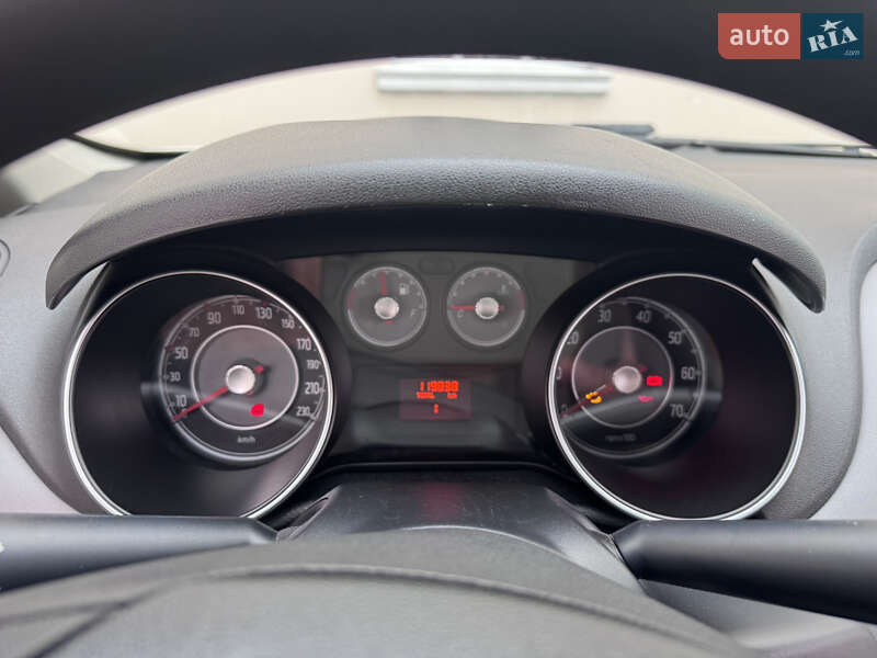 Седан Fiat Linea 2013 в Хмельницком фото 11 Седан Fiat Linea 2013 в Хмельницком