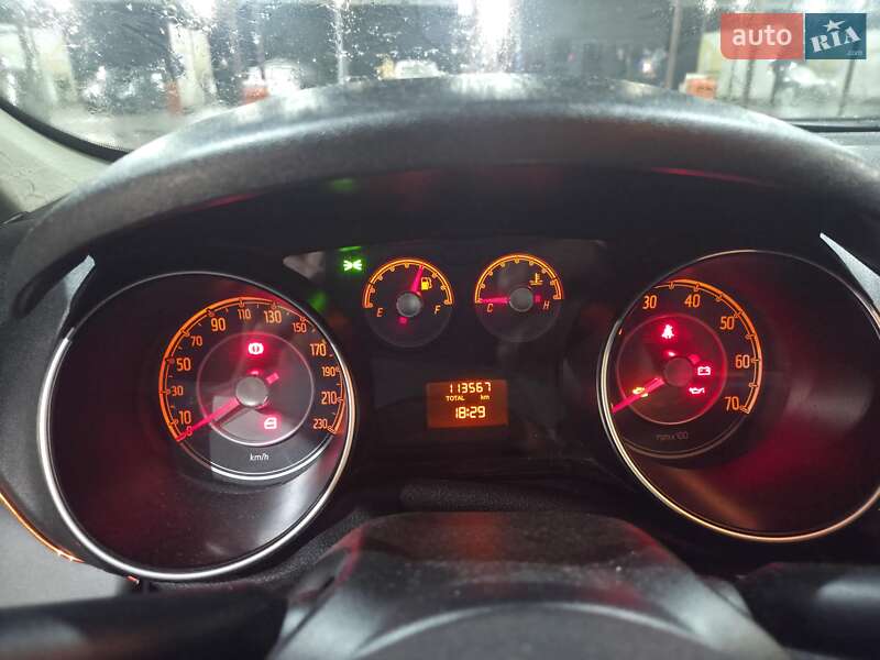 Седан Fiat Linea 2013 в Кременчуге фото 27 Седан Fiat Linea 2013 в Кременчуге