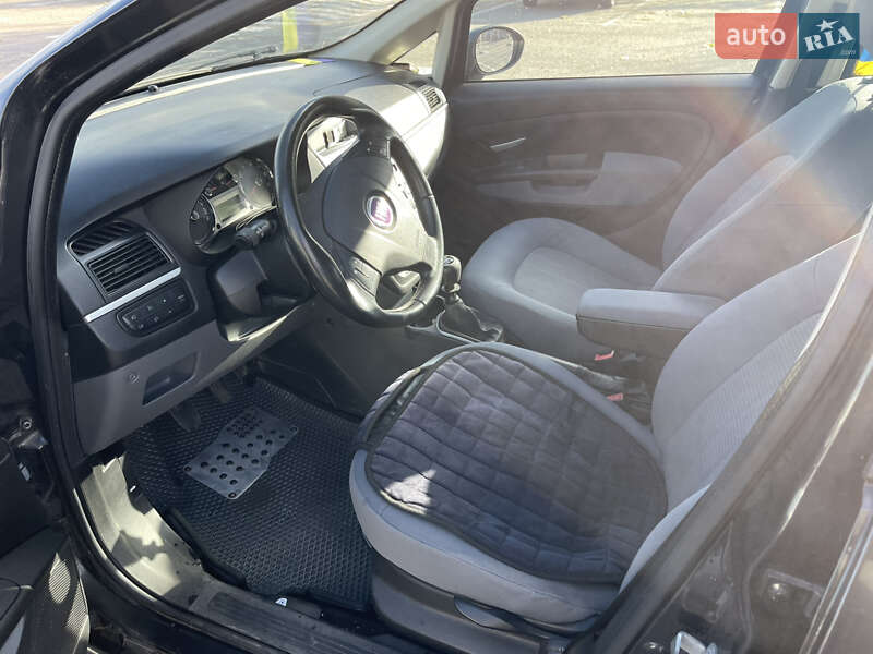 Седан Fiat Linea 2009 в Києві фото 30 Седан Fiat Linea 2009 в Києві