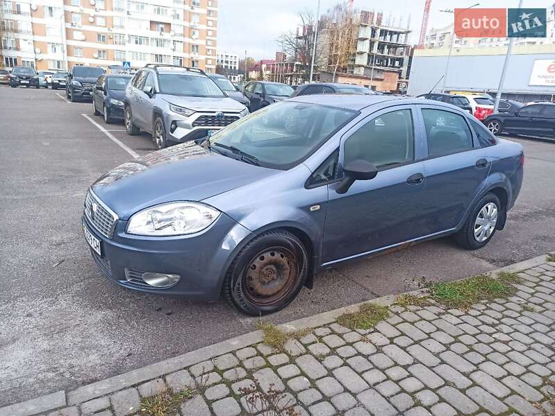 Седан Fiat Linea 2009 в Львові фото Седан Fiat Linea 2009 в Львові
