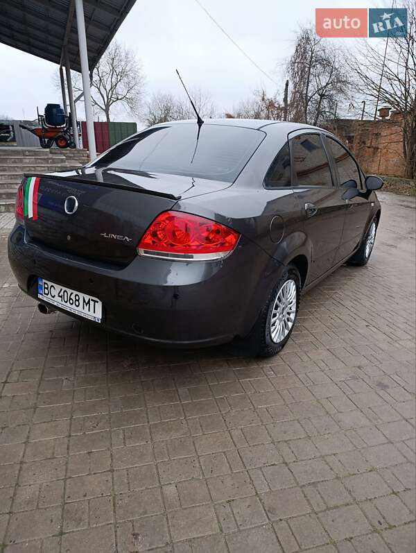 Седан Fiat Linea 2009 в Хмельнике