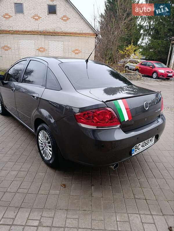 Седан Fiat Linea 2009 в Хмельнике