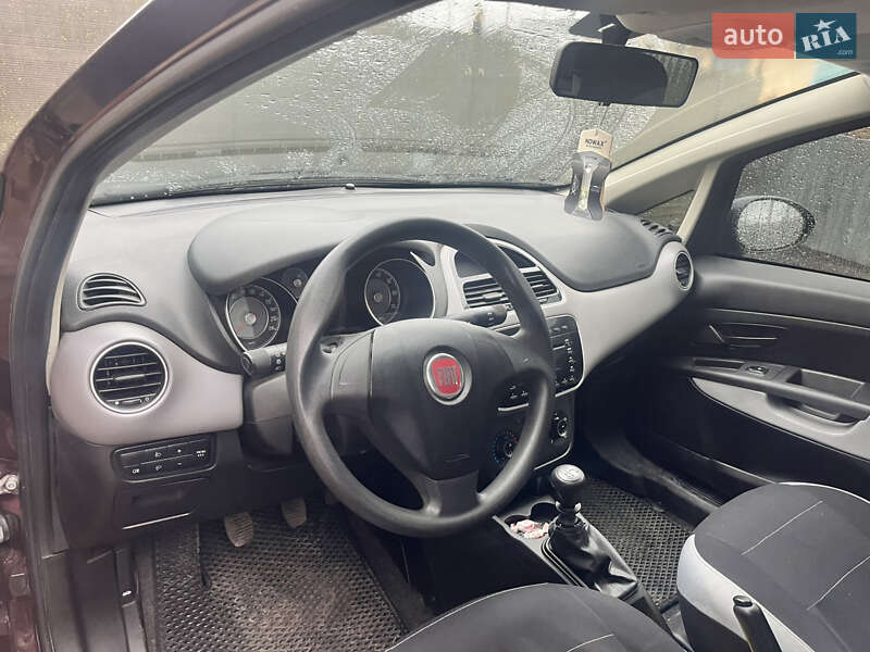 Седан Fiat Linea 2013 в Софиевке