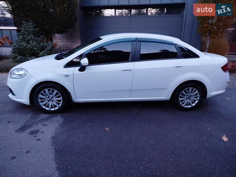 Седан Fiat Linea 2013 в Киеве