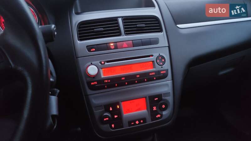 Седан Fiat Linea 2009 в Харькове