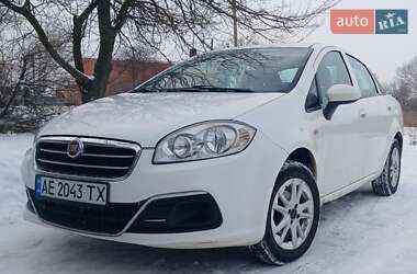 Седан Fiat Linea 2013 в Павлограді