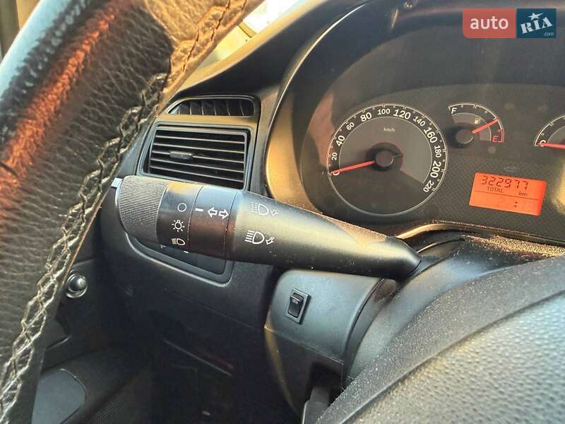 Седан Fiat Linea 2007 в Киеве