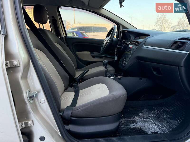 Седан Fiat Linea 2007 в Киеве