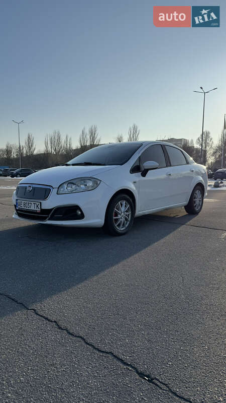 2013 Fiat Linea, VIN ZFA32300003210270:plate — фото 1 (autoria)