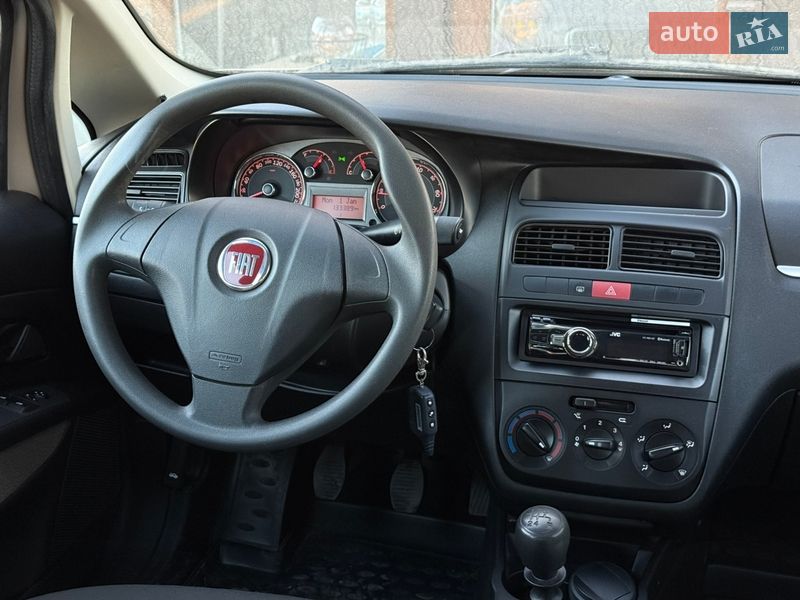 Седан Fiat Linea 2012 в Харькове фото 29 Седан Fiat Linea 2012 в Харькове