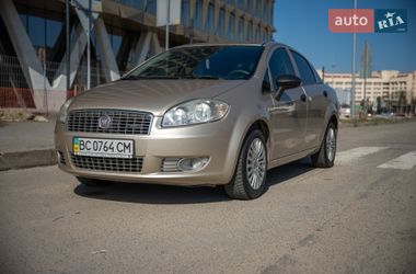 Седан Fiat Linea 2010 в Львове