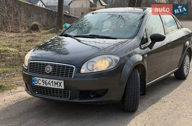 Седан Fiat Linea 2011 в Старому Самборі