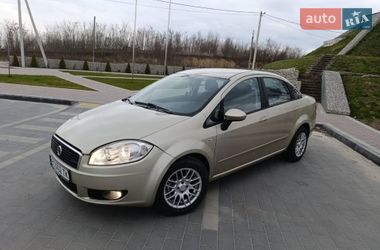 Седан Fiat Linea 2008 в Мостиській
