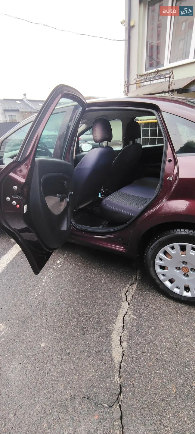 2012 Fiat Linea - мініатюра 9