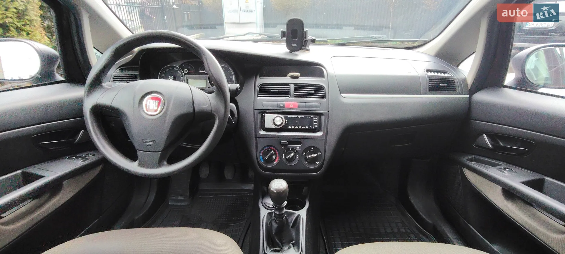 2012 Fiat Linea - мініатюра 12