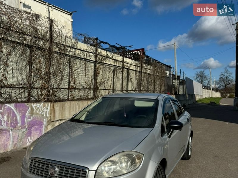 Fiat Linea 2012